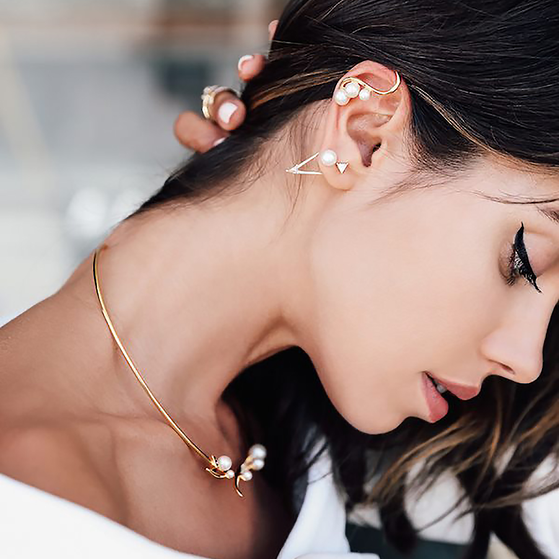 夏季珍珠飾品保養指南 巧妙避開化妝品，越戴越光亮如新